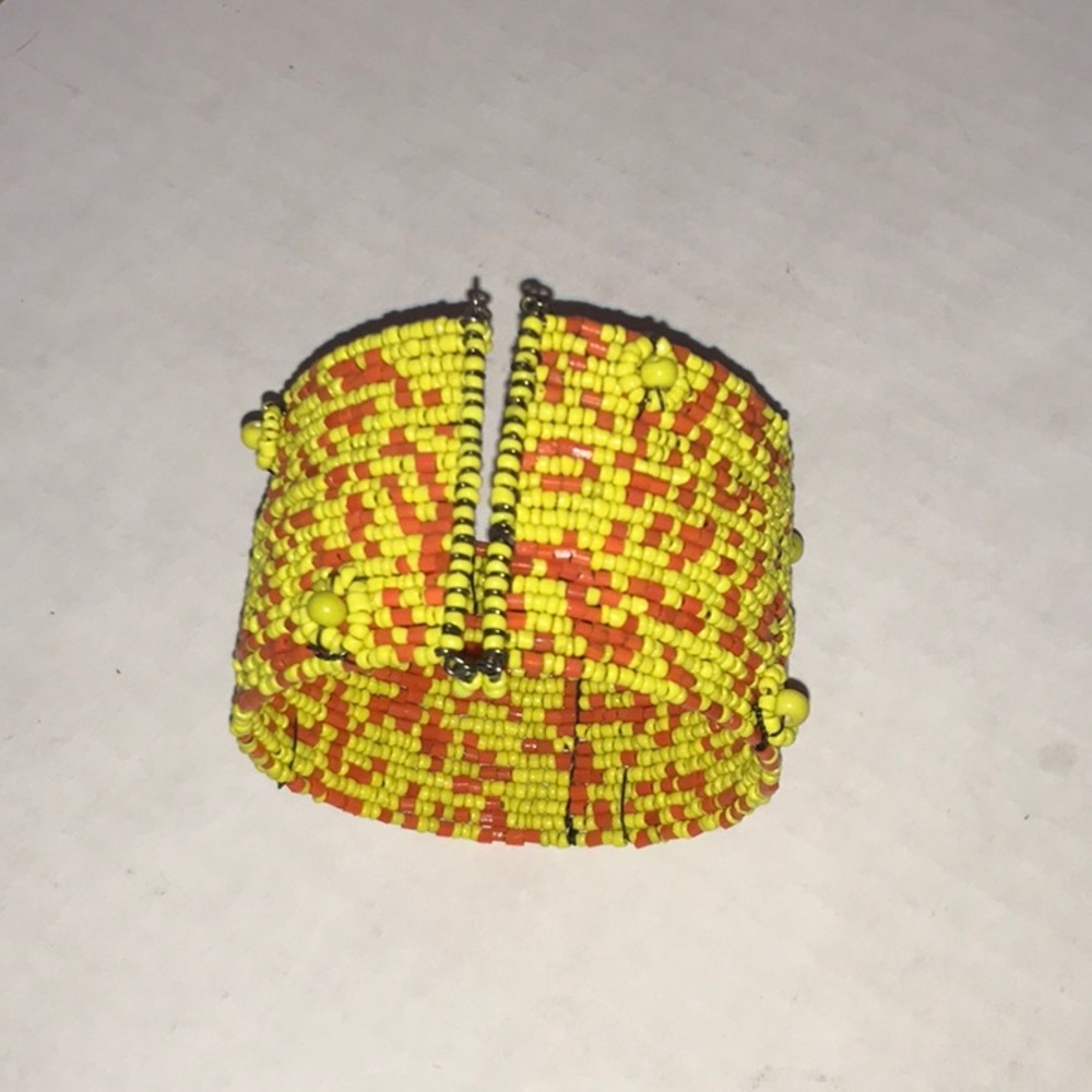 Beaded bracelet